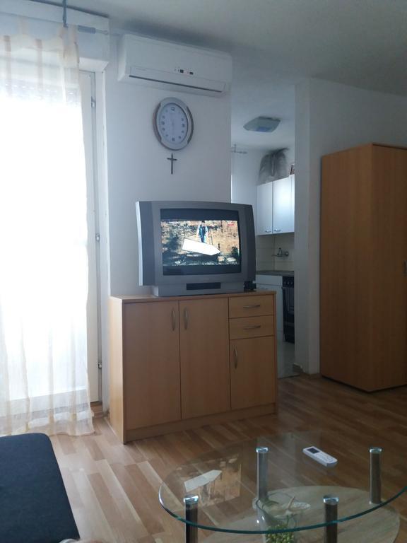 Studio Apartment Ema Split Exterior photo